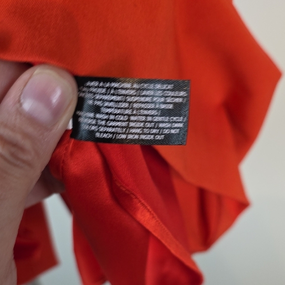 Simons Icône Red Mini Skirt Women’s Size 6 | Sleek Stretch Bodycon Pencil Skirt - Picture 7 of 8